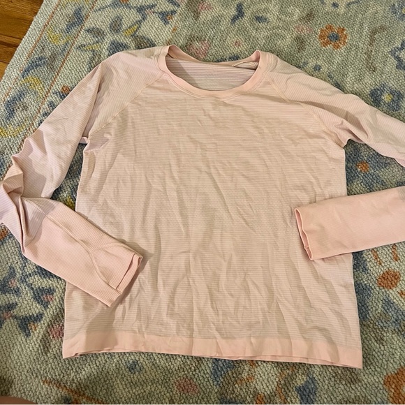 Lululemon Swiftly Tech Long Sleeve 2.0 Race Length Strawberry Milkshake Size 10 - Picture 2 of 6